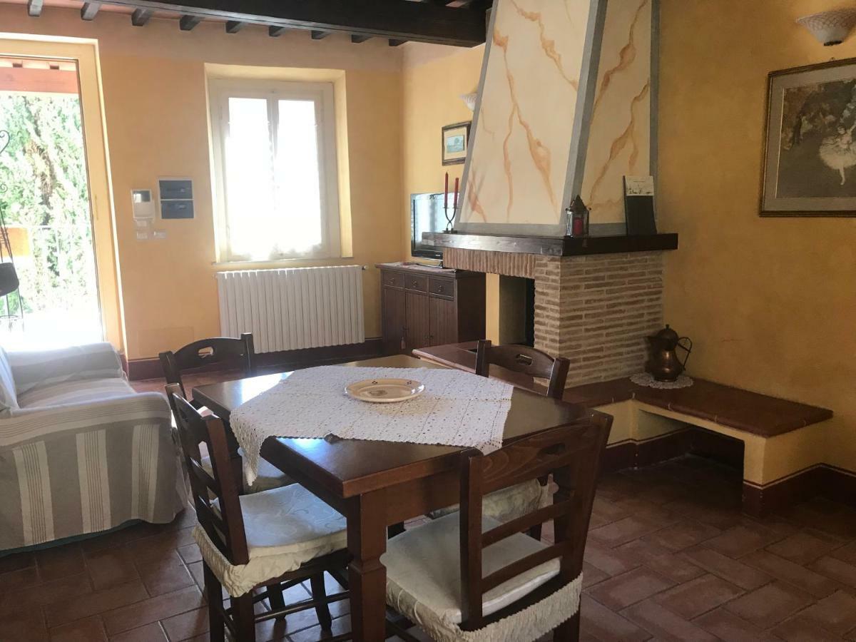 Residence Le Gagli Arde Arezzo Exterior foto